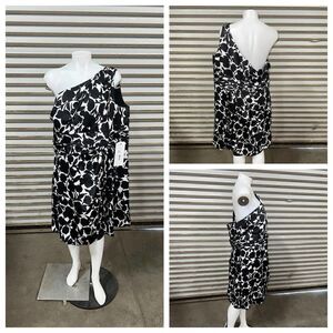 David’s Bridal cocktail black and white geometric one shoulder dress